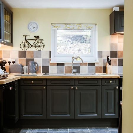 Cosy, Coastal Cottage In Snowdonia Harlech Exterior photo