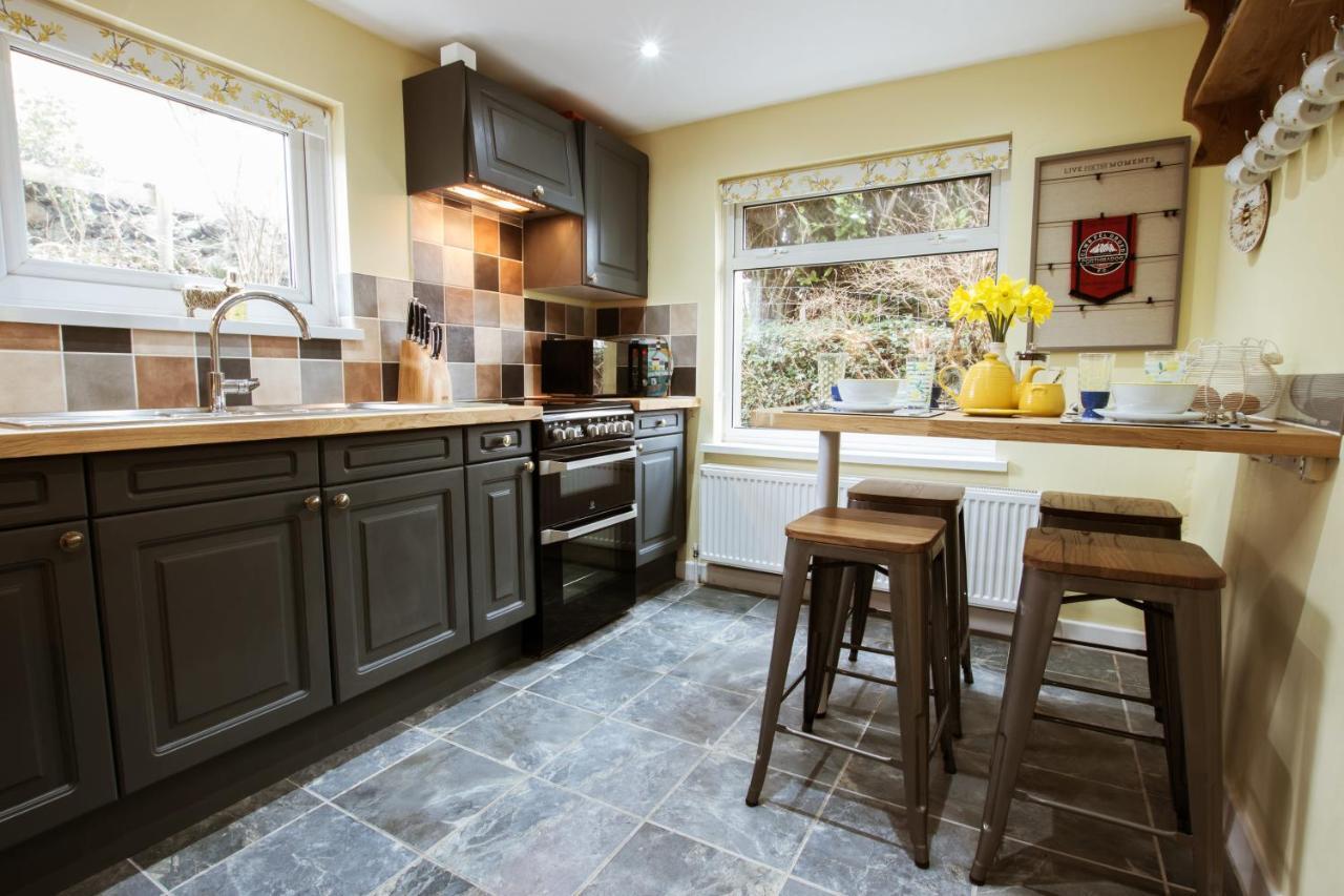 Cosy, Coastal Cottage In Snowdonia Harlech Exterior photo